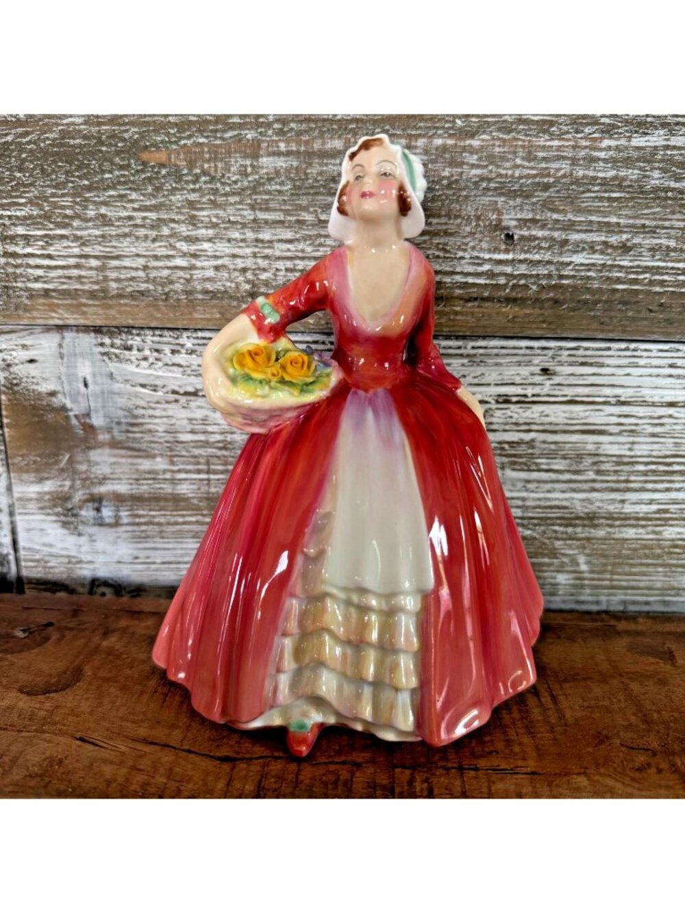 Royal Doulton JANET Figurine HN1537 Bone China Retired Made in England Mint